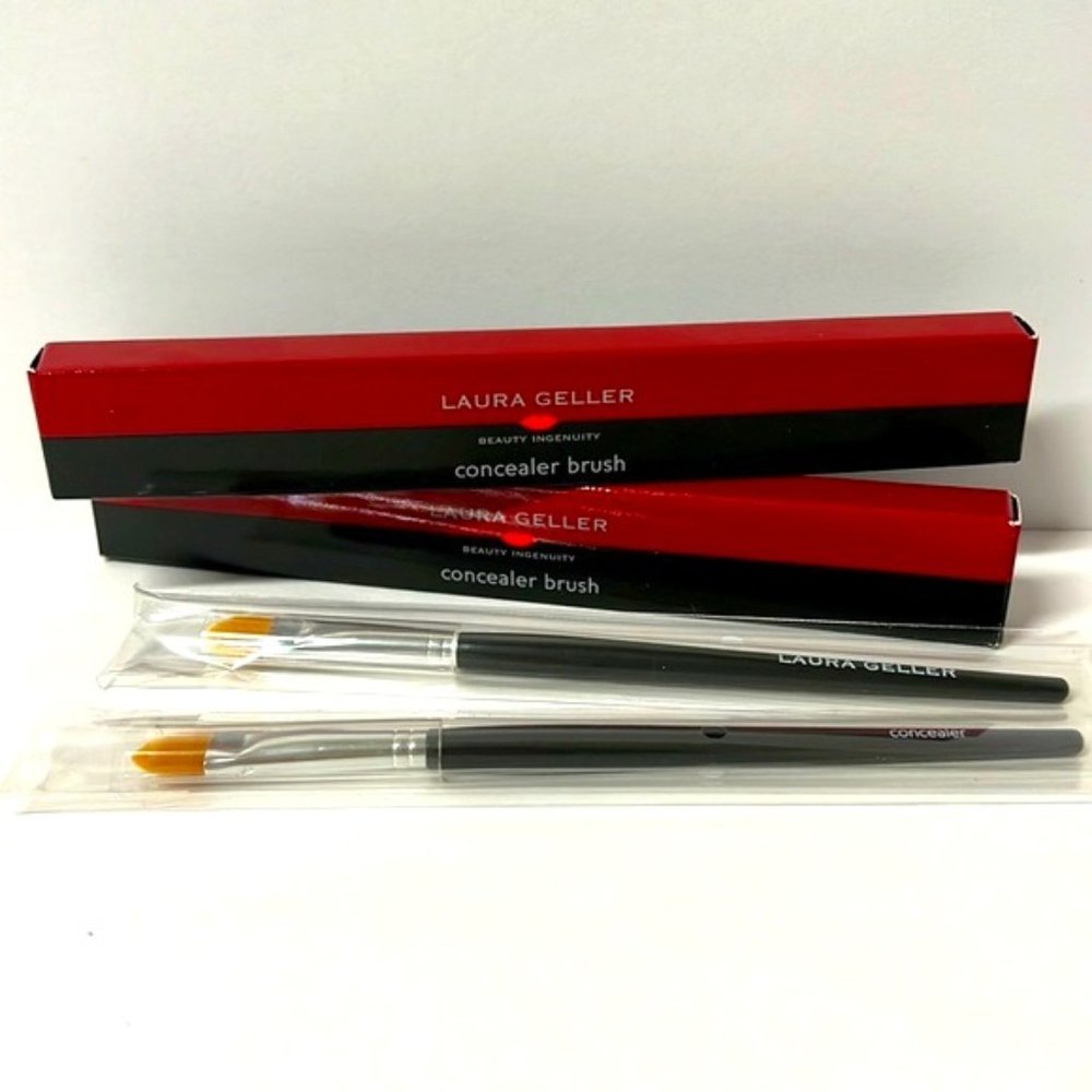 LAURA GELLER CONCEALER BRUSH 2 PC LOT